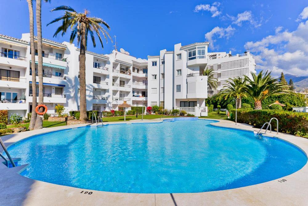 Las Palmeras Nerja Buitenkant foto